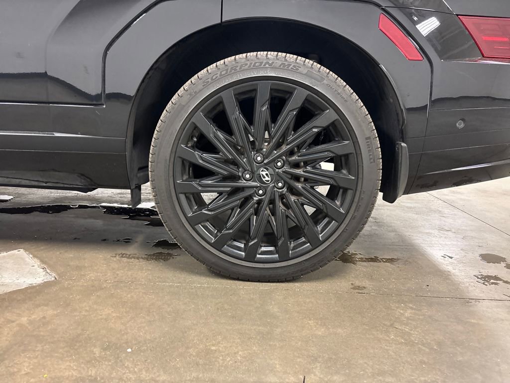 Used 2025 Hyundai Santa Fe Calligraphy image 12