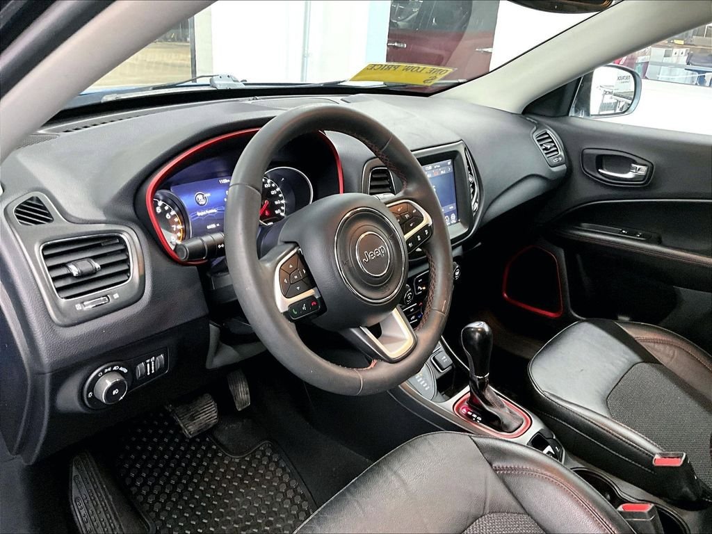 Used 2021 Jeep Compass Trailhawk w/ Trailer Tow Group AWD/4WD image 7