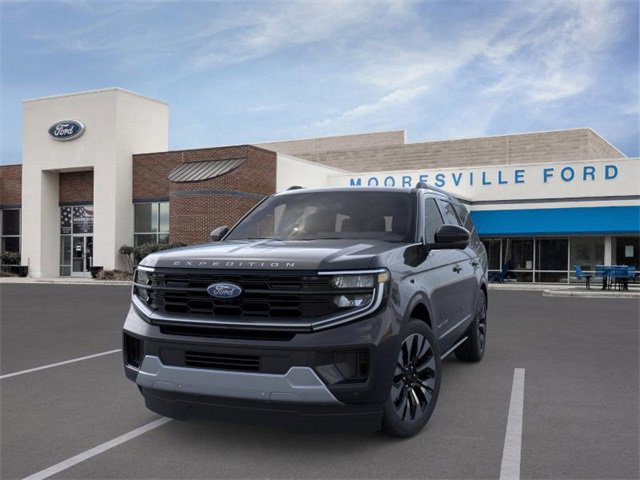 New 2025 Ford Expedition Platinum w/ Platinum Ultimate Package image 2
