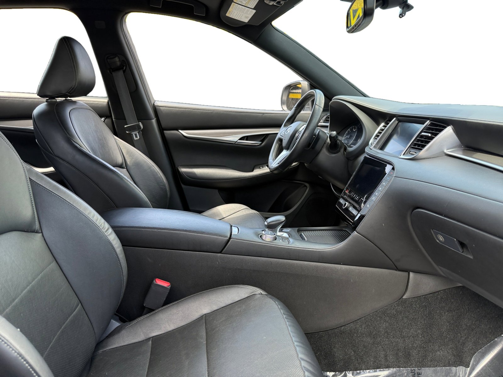 Used 2022 INFINITI QX50 Luxe w/ Appearance Package image 14