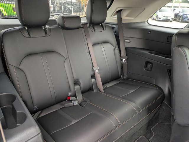 Used 2025 MAZDA CX-90 3.3 Turbo w/ Preferred Package AWD/4WD image 34