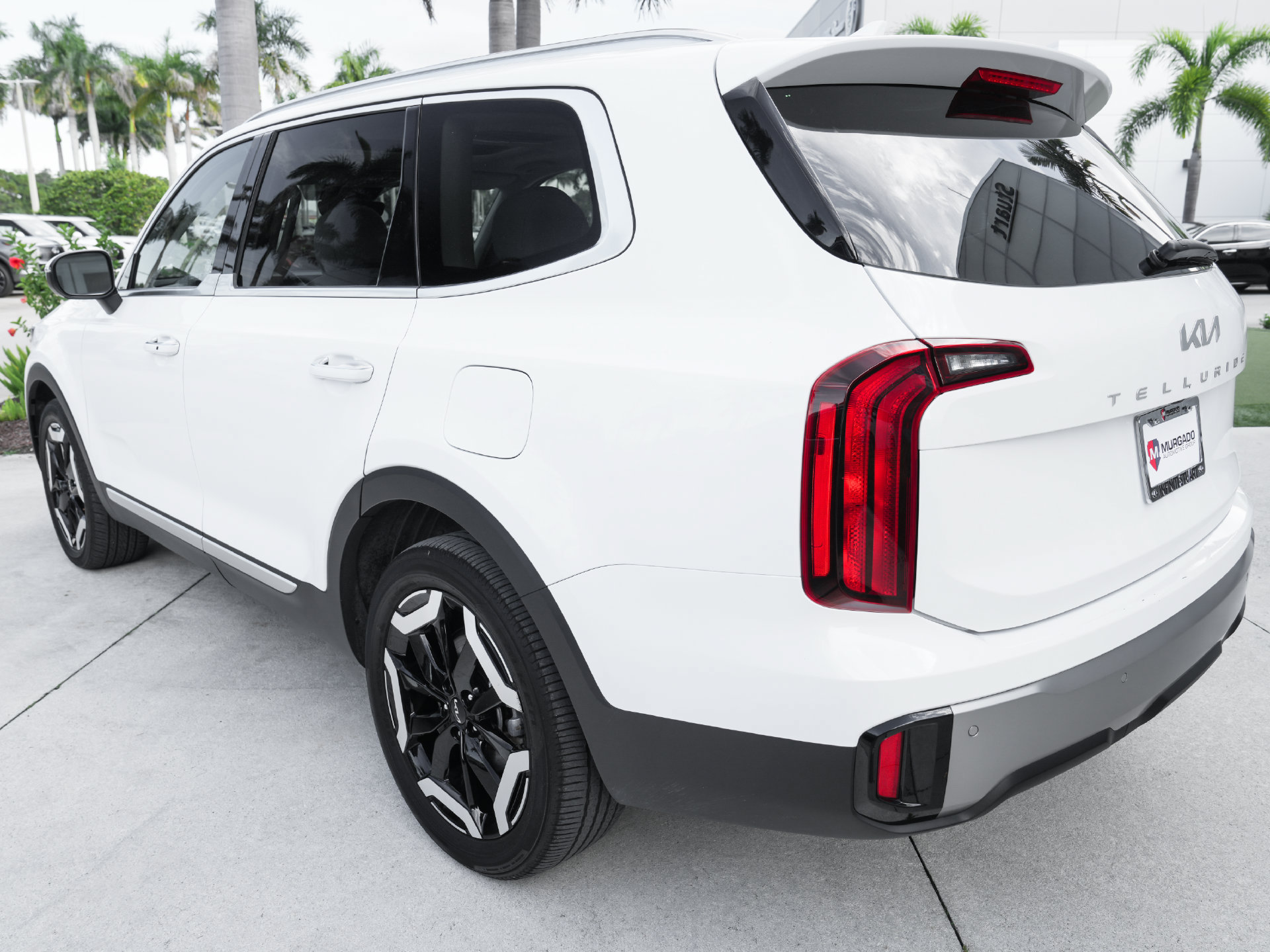 Used 2025 Kia Telluride S FWD image 26