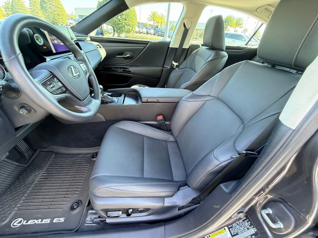 Used 2025 Lexus ES 350 ES 350 image 5