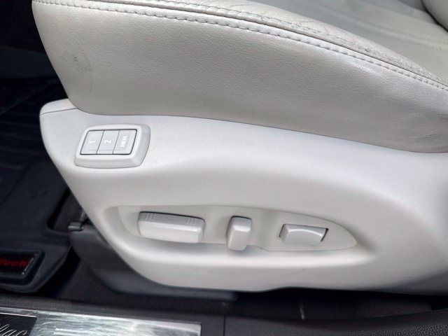 Used 2016 Cadillac SRX Performance FWD image 11