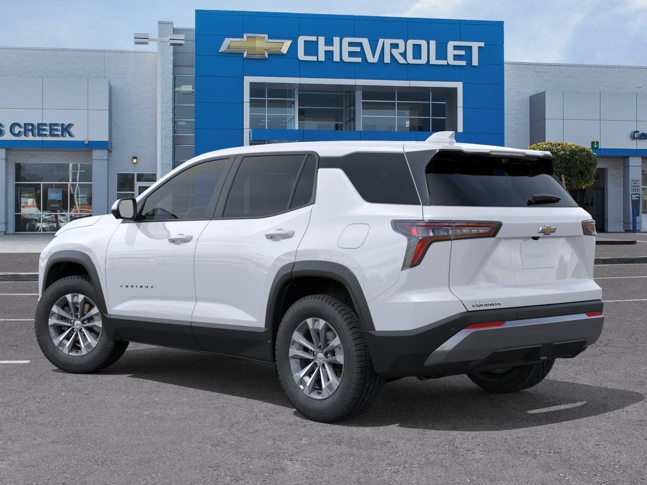 New 2026 Chevrolet Equinox LT w/ Safety and Technology Package FWD image 5