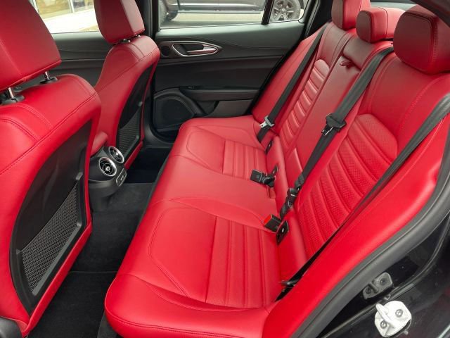 Used 2024 Alfa Romeo Giulia Quadrifoglio image 49