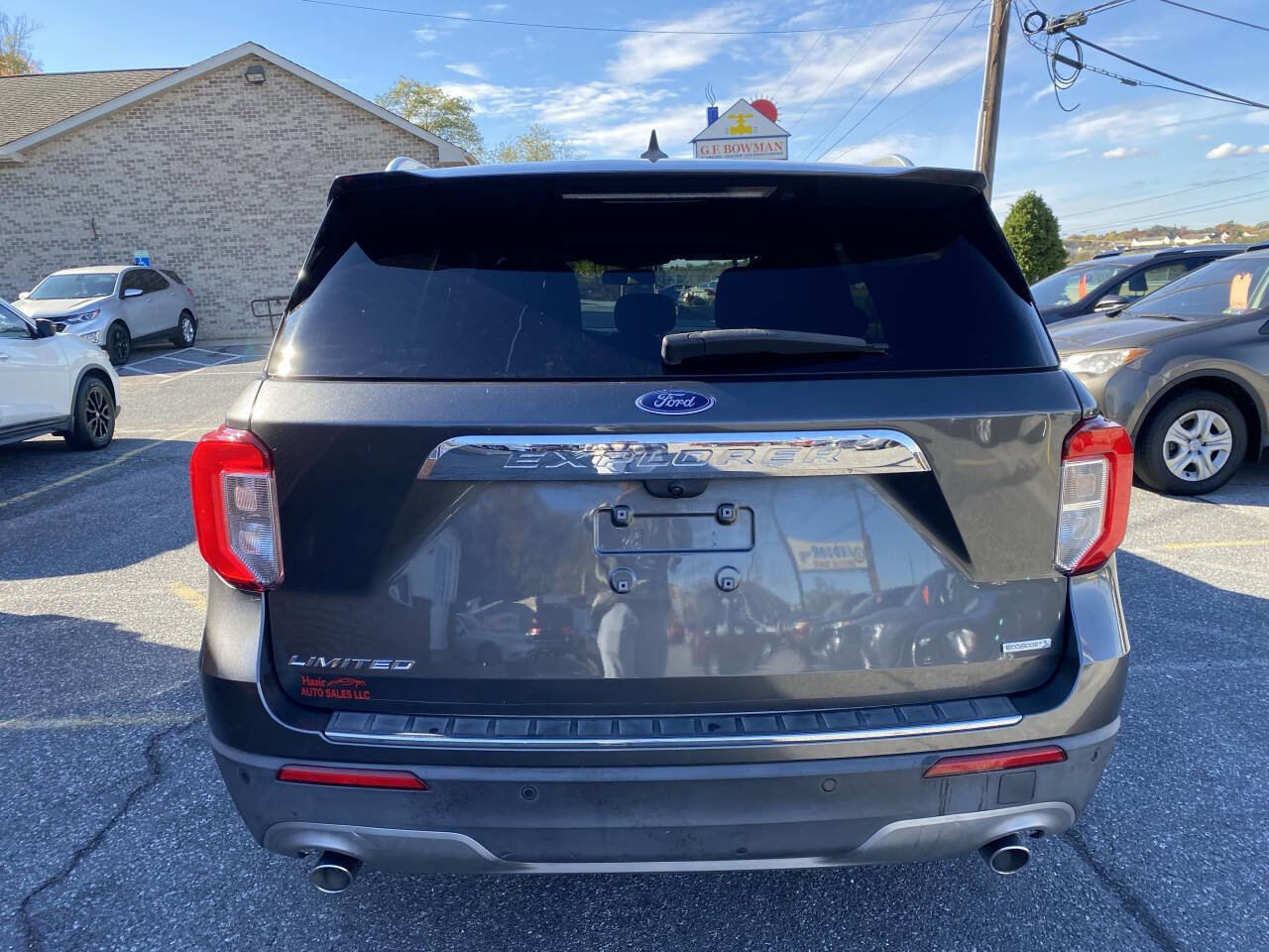 Used 2020 Ford Explorer Limited RWD image 6