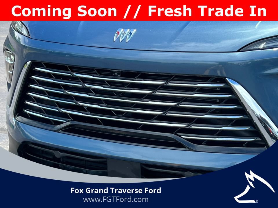 Used 2025 Buick Enclave Preferred AWD/4WD image 36