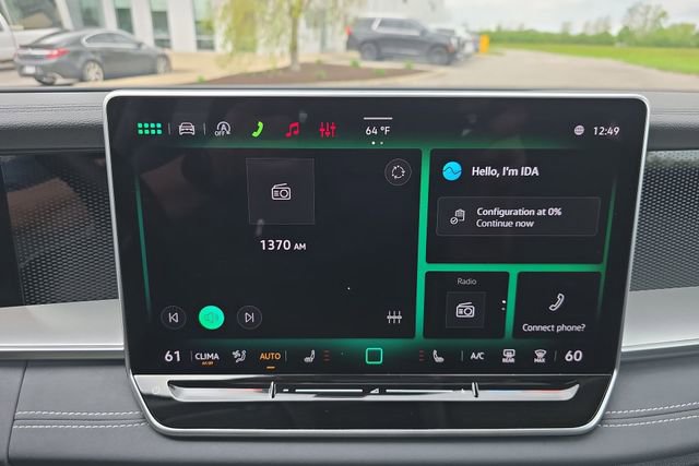 New 2026 Volkswagen Tiguan SE FWD image 13