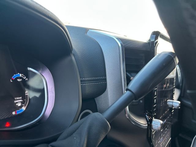 Used 2025 RAM 3500 Laramie image 23