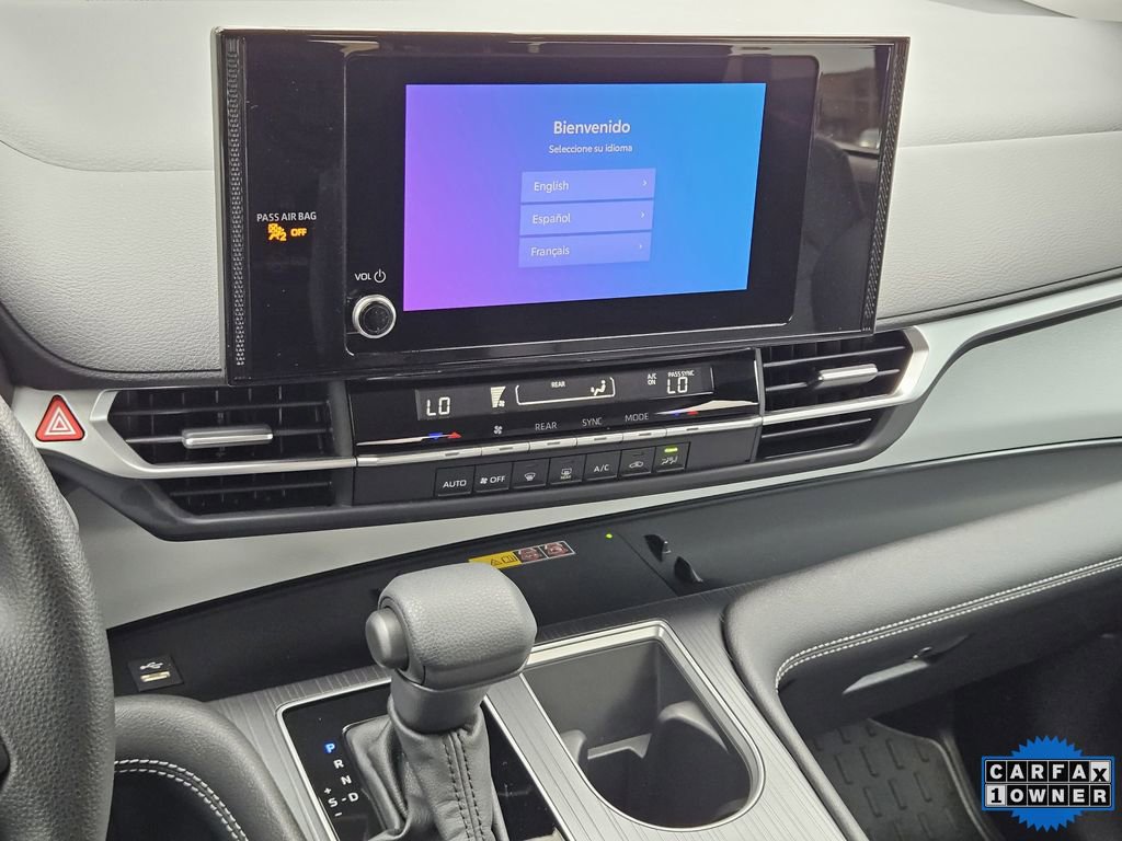Used 2026 Toyota Sienna LE image 15