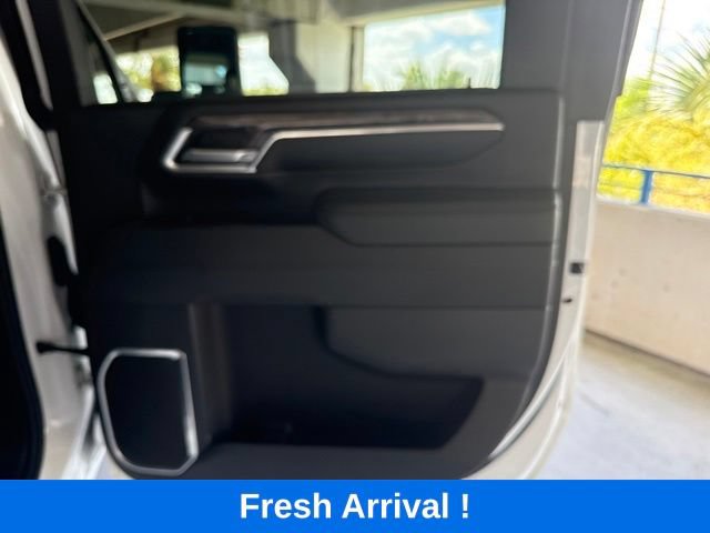 Used 2024 Chevrolet Silverado 3500 LTZ w/ LTZ Convenience Package AWD/4WD image 13
