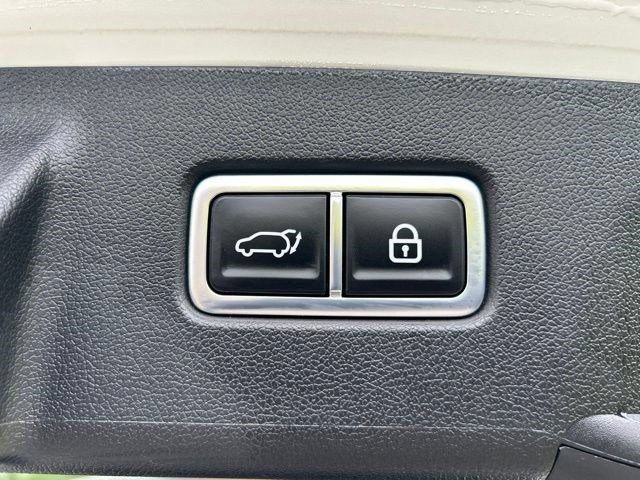 Used 2023 Kia Sorento SX AWD/4WD image 41