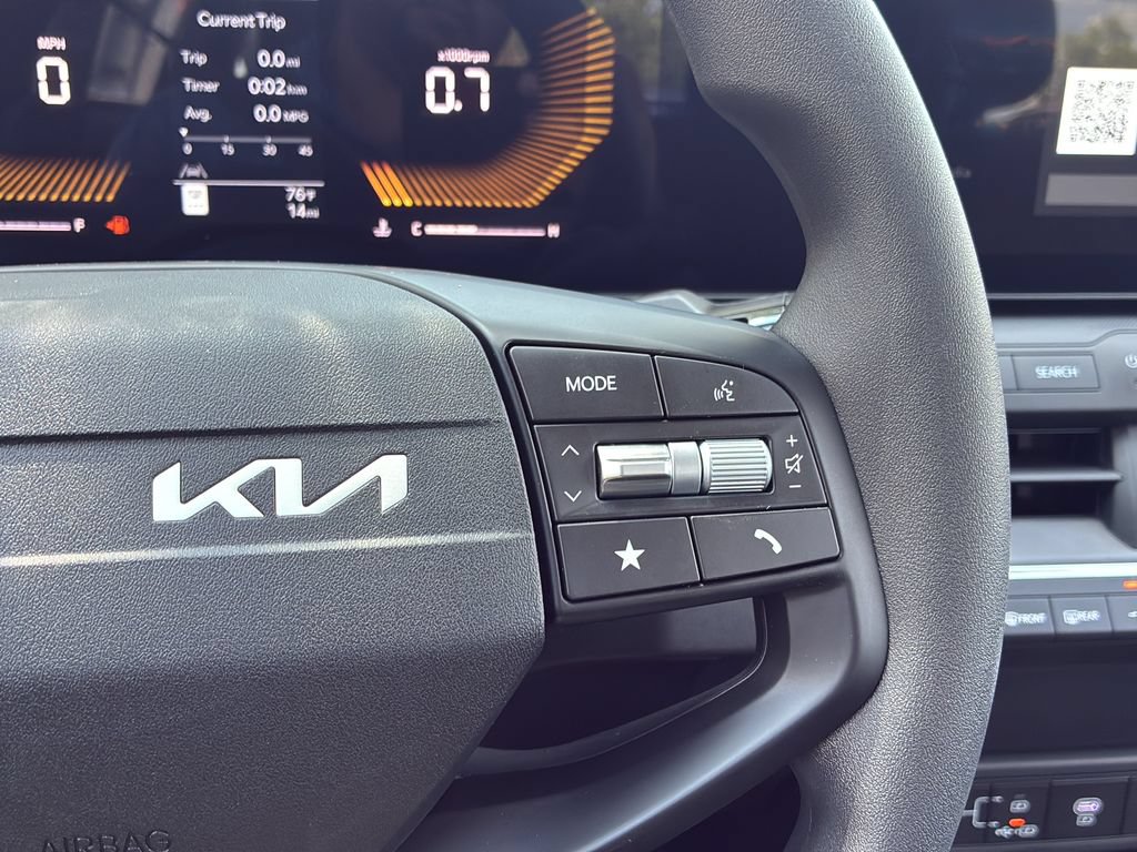 New 2026 Kia K4 FWD image 34