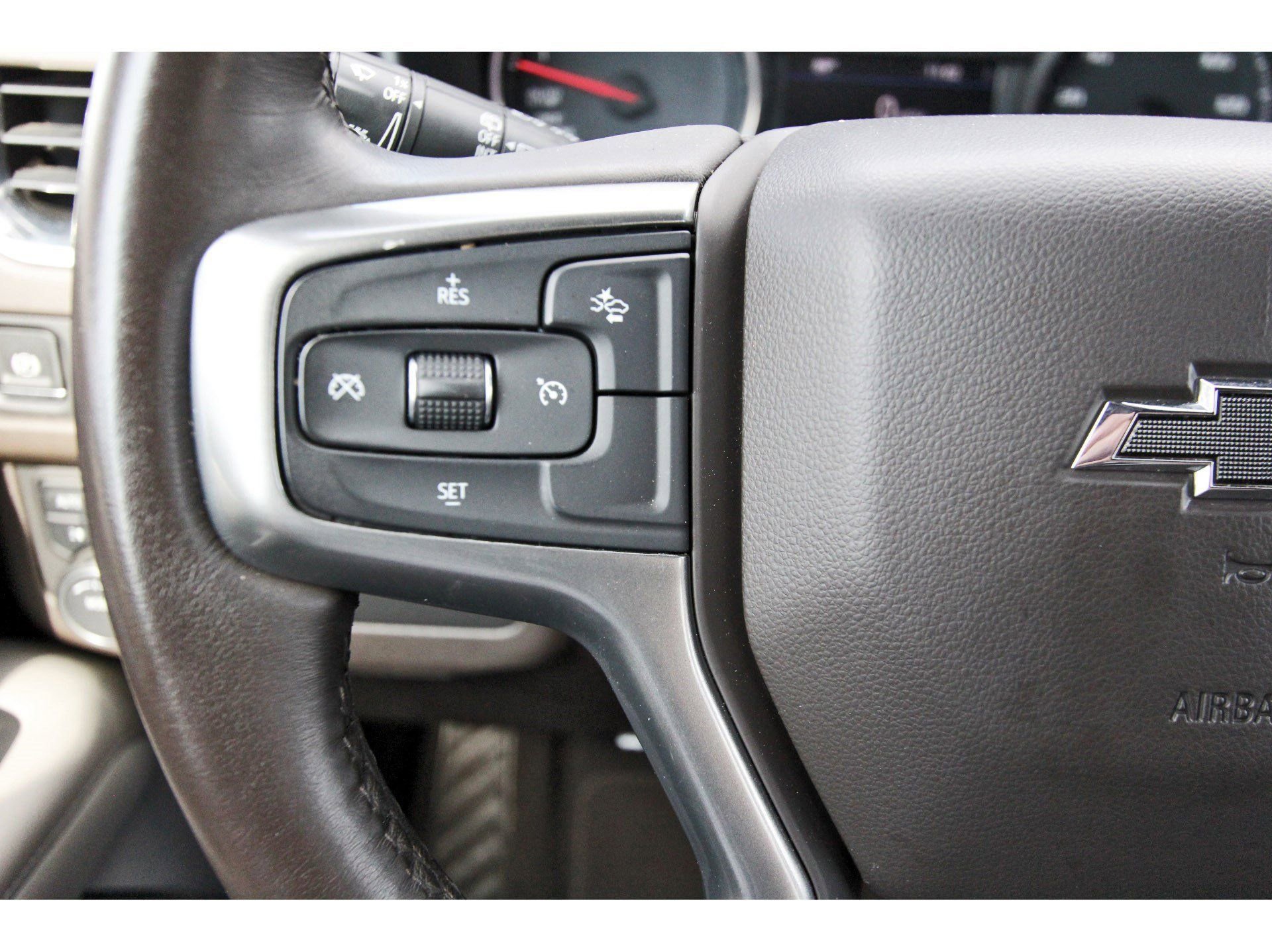 Used 2021 Chevrolet Tahoe Z71 image 17