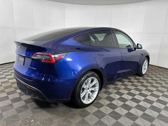 Used 2021 Tesla Model Y Long Range image 3