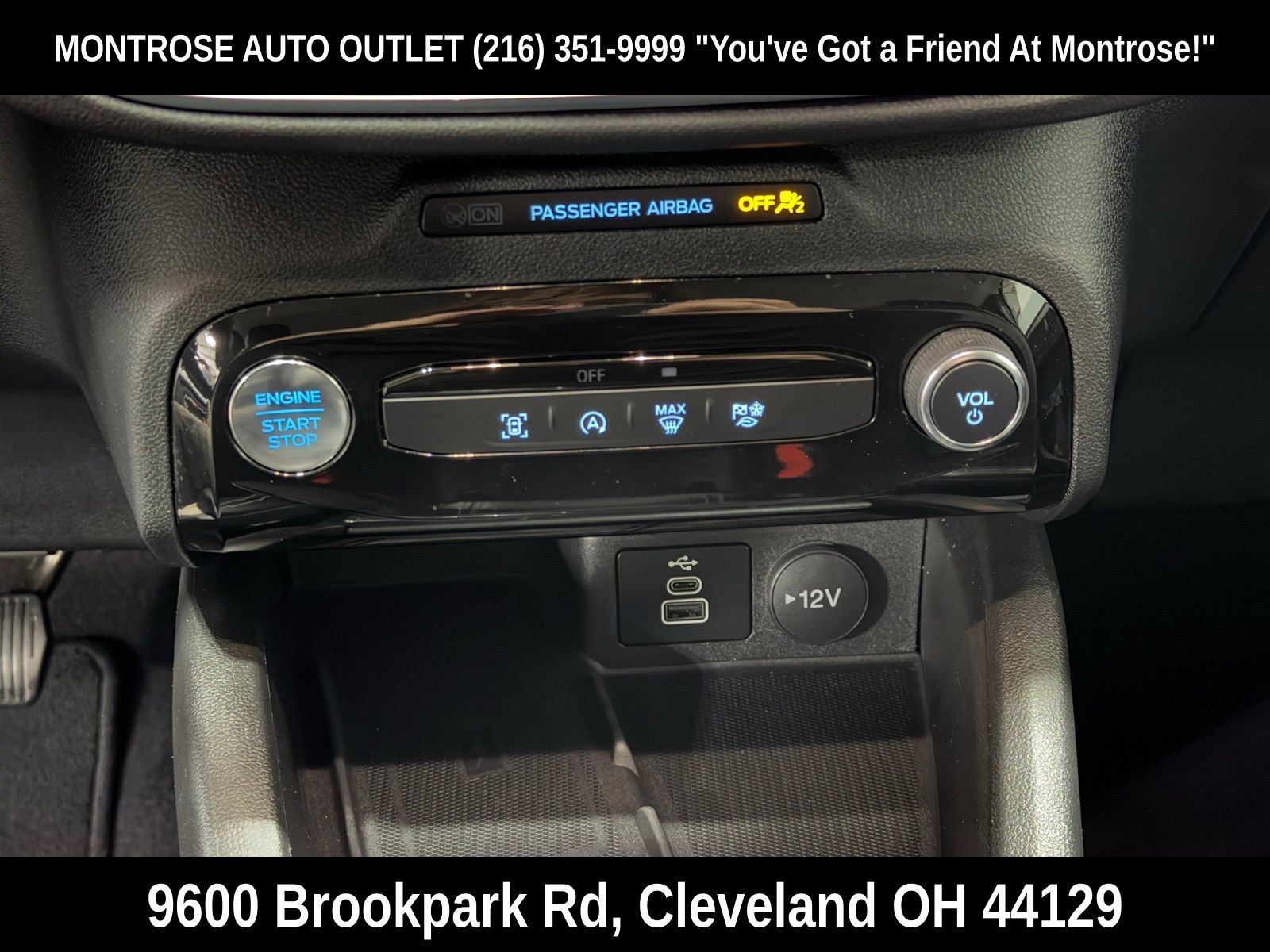 Used 2025 Ford Escape Platinum image 24