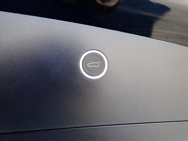 Used 2018 Tesla Model X 75D image 7