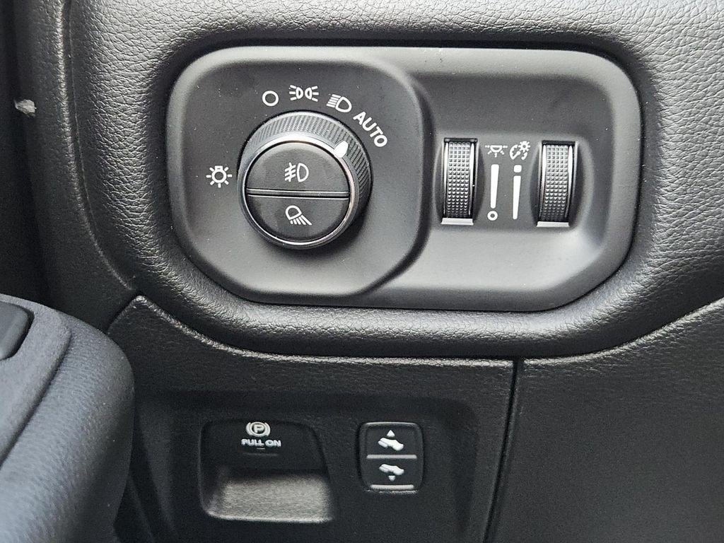 New 2026 RAM 1500 Lone Star AWD/4WD image 18