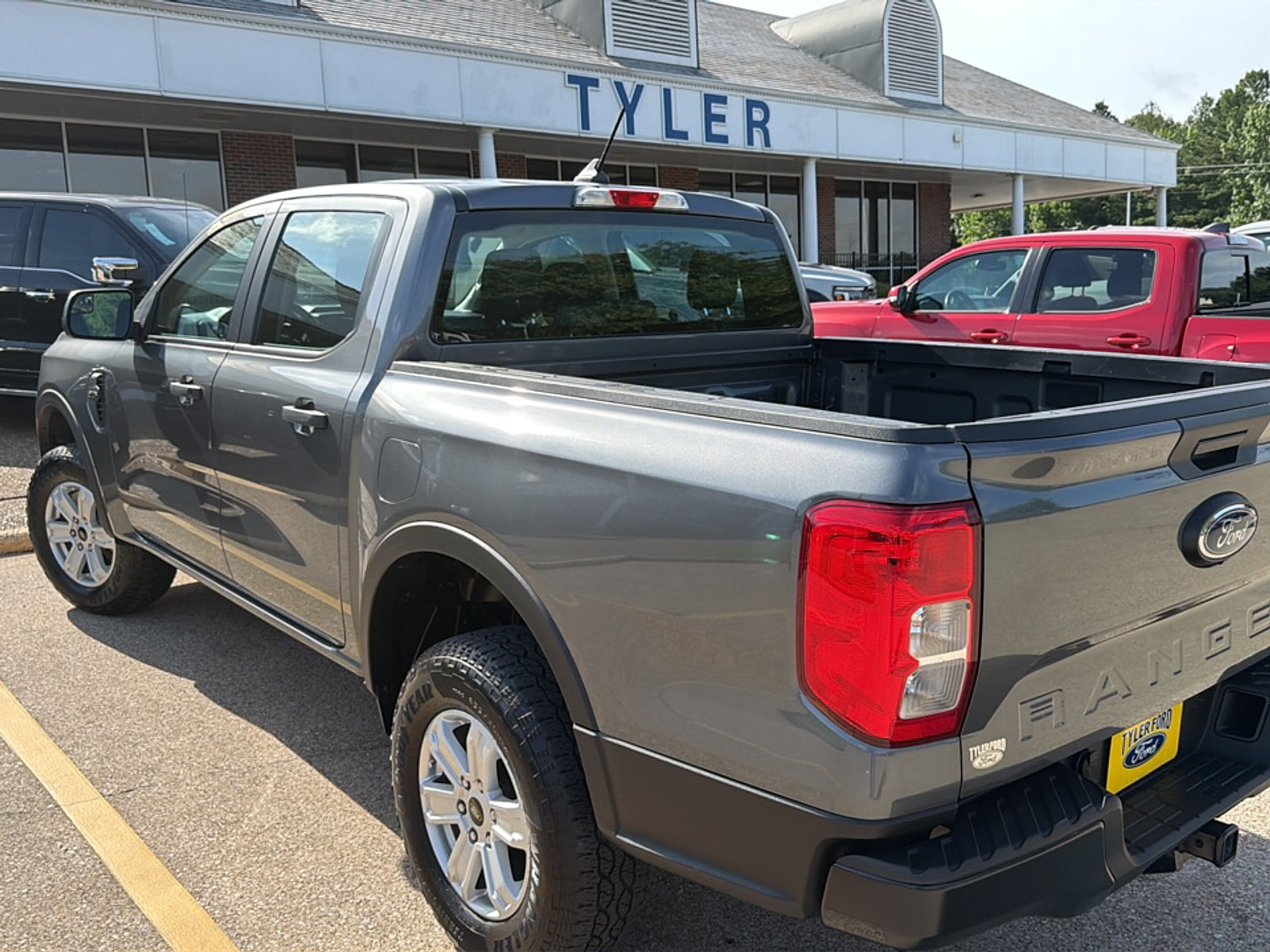 Used 2024 Ford Ranger XL w/ Trailer Tow Package RWD image 6