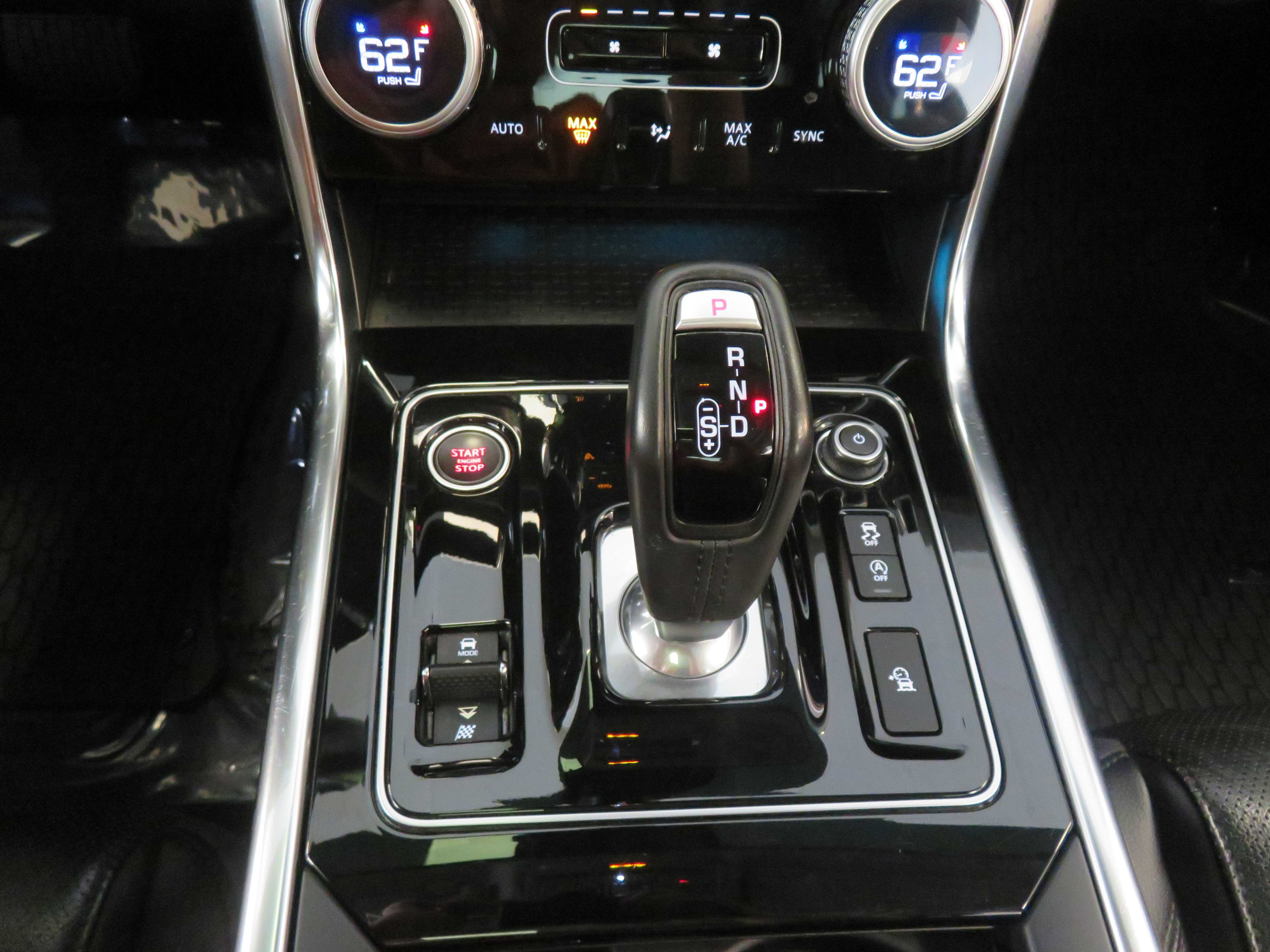 Used 2020 Jaguar XE S image 39