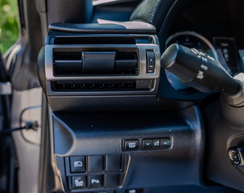 Used 2019 Lexus RC 350 w/ Premium Package image 18