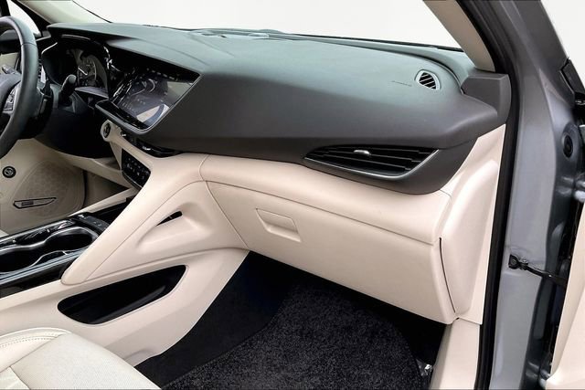 Used 2023 Buick Envision Avenir image 18