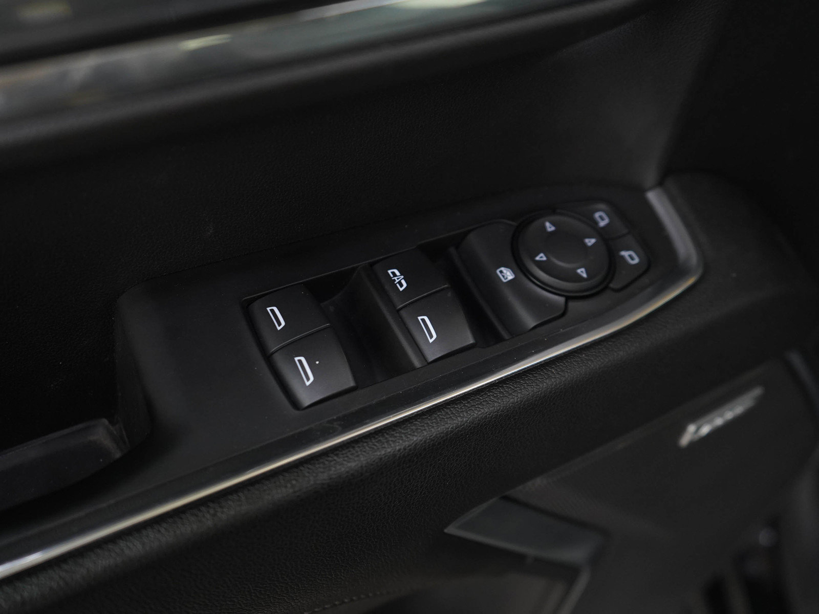 Used 2023 Chevrolet Silverado 1500 RST w/ True North Edition Plus AWD/4WD image 18