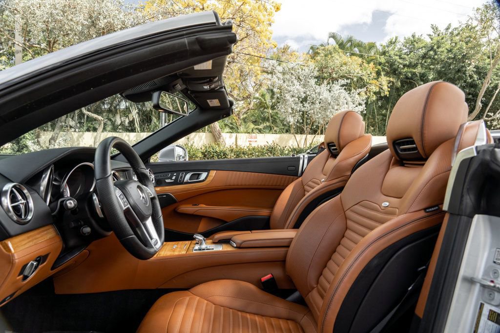Used 2016 Mercedes-Benz SL 550 image 17