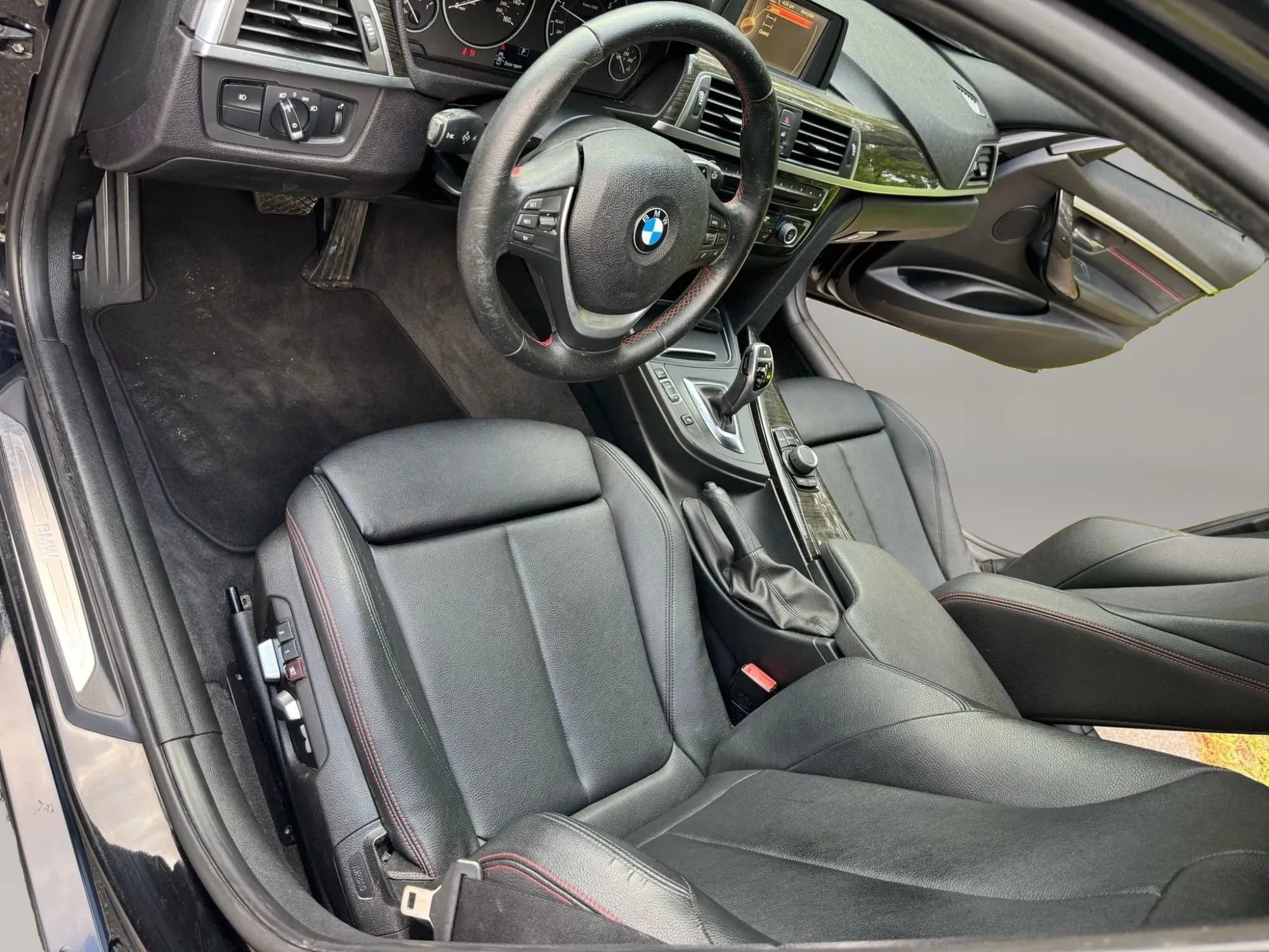 Used 2016 BMW 328i Sedan image 12