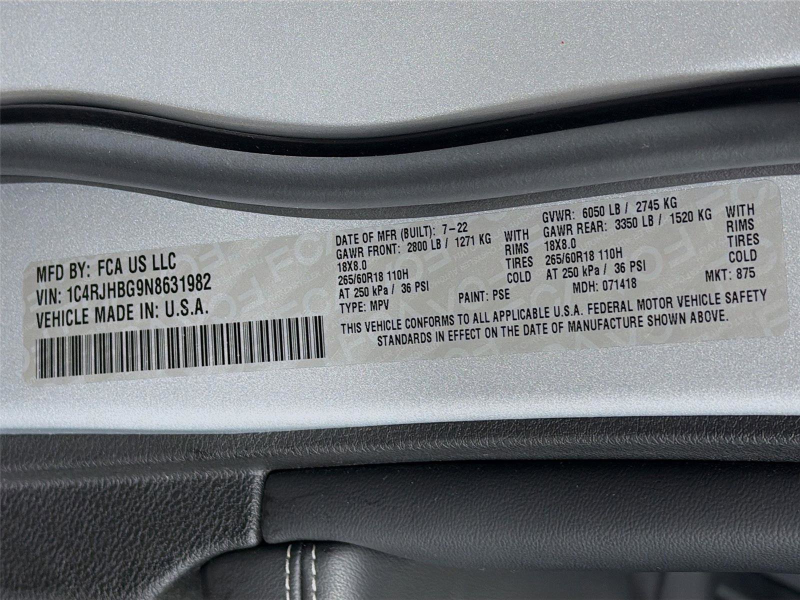 Used 2022 Jeep Grand Cherokee Limited w/ Luxury Tech Group II AWD/4WD image 31