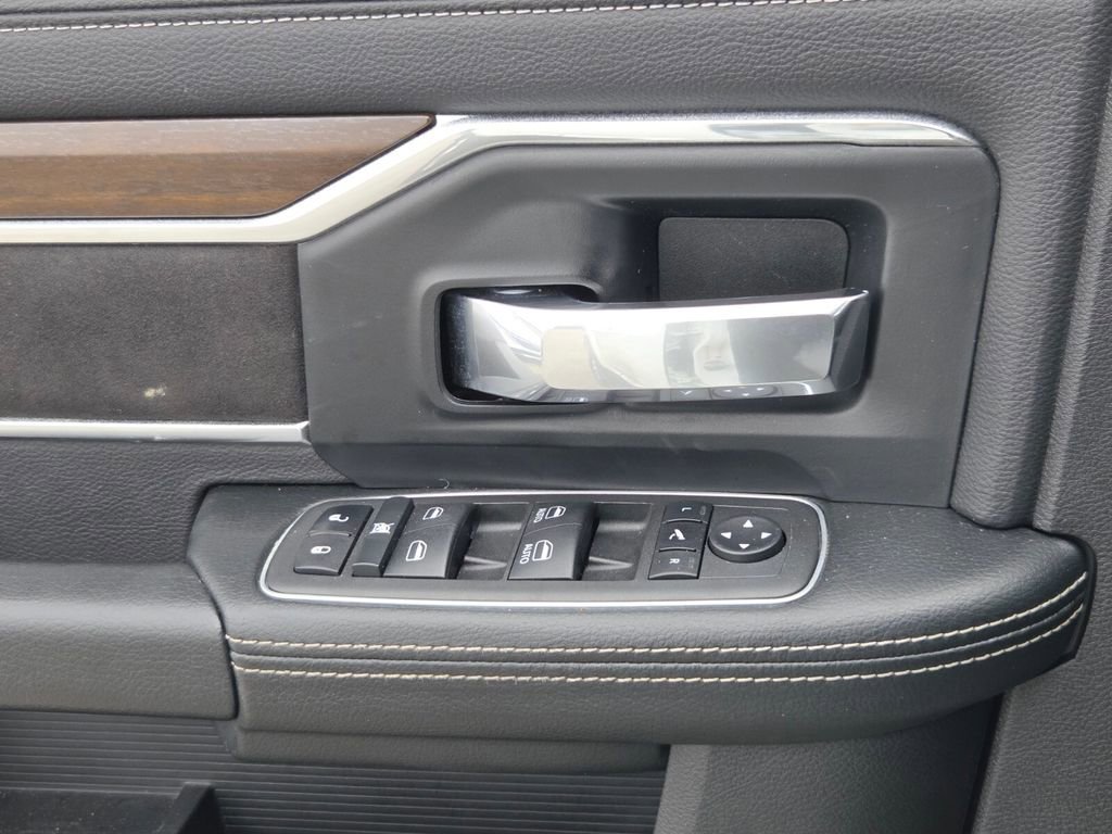 Used 2022 RAM 2500 Laramie AWD/4WD image 27