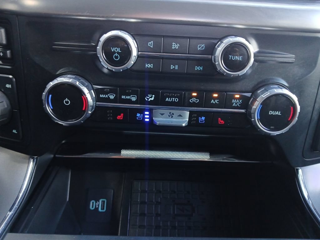 Used 2023 Ford F150 Lariat w/ Equipment Group 502A High AWD/4WD image 4