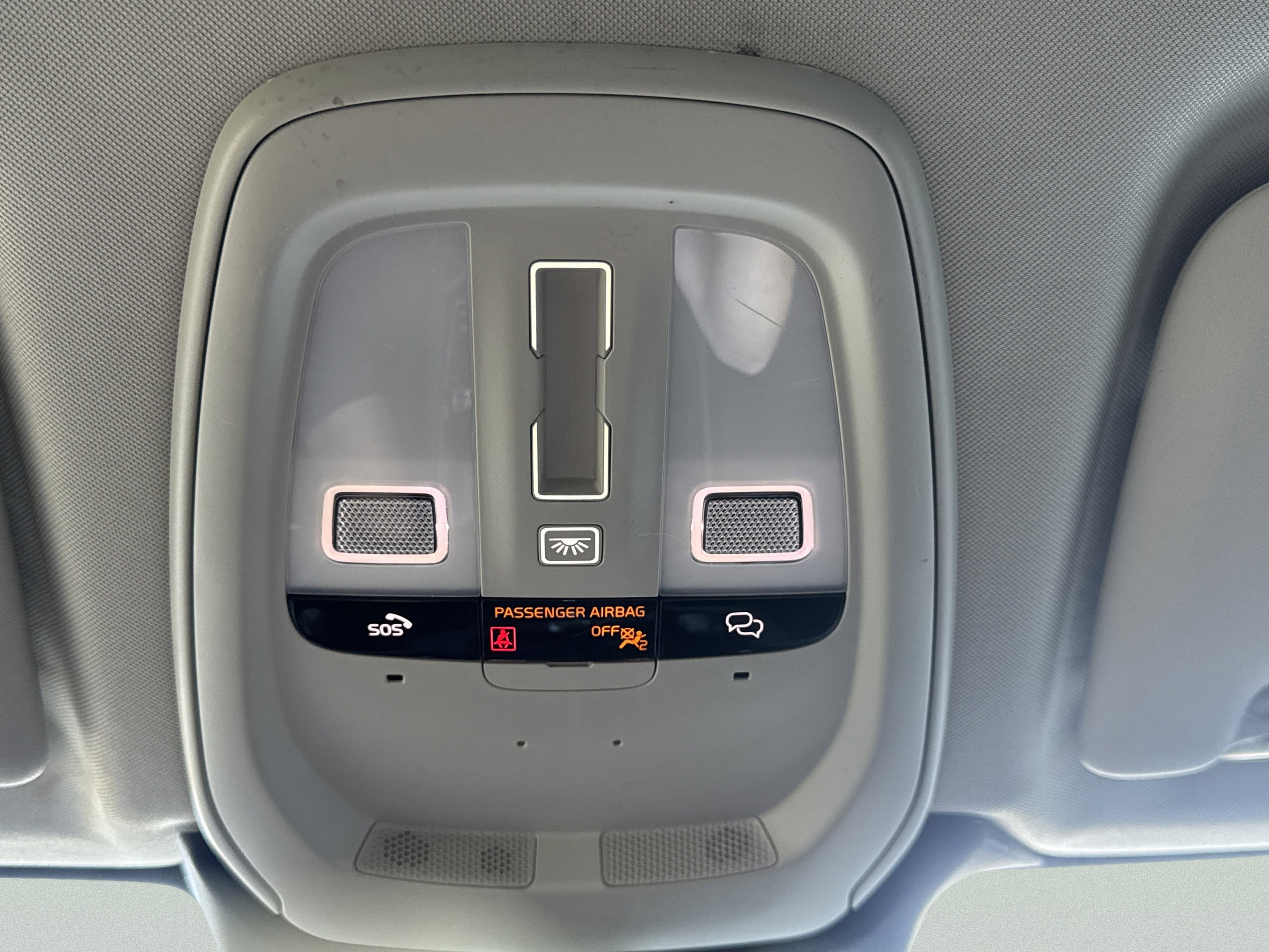 Used 2023 Volvo XC60 B5 Core image 71