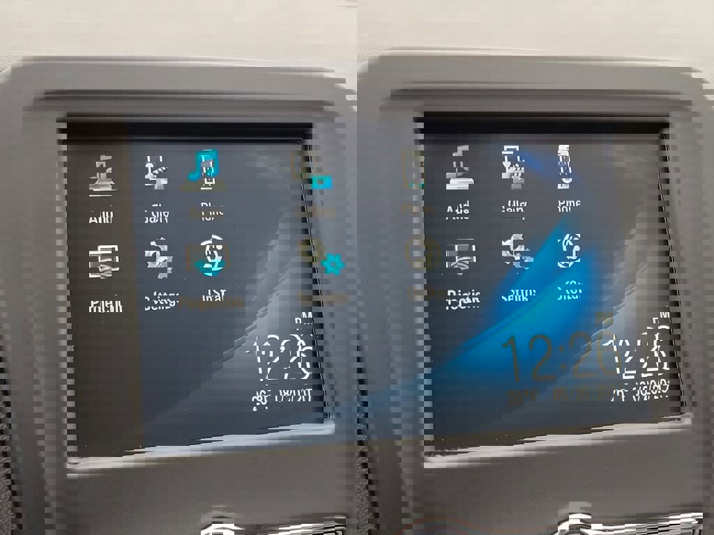 Used 2018 Chevrolet Equinox LT image 26