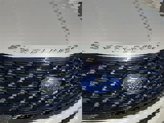 Used 2018 Ford Explorer Sport w/ Equipment Group 401A image 12