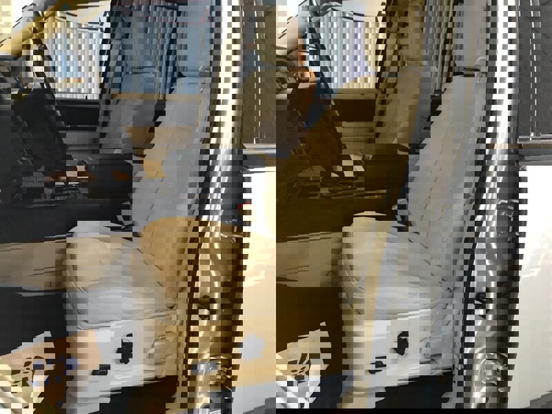 Used 2016 Ford Expedition XL image 17