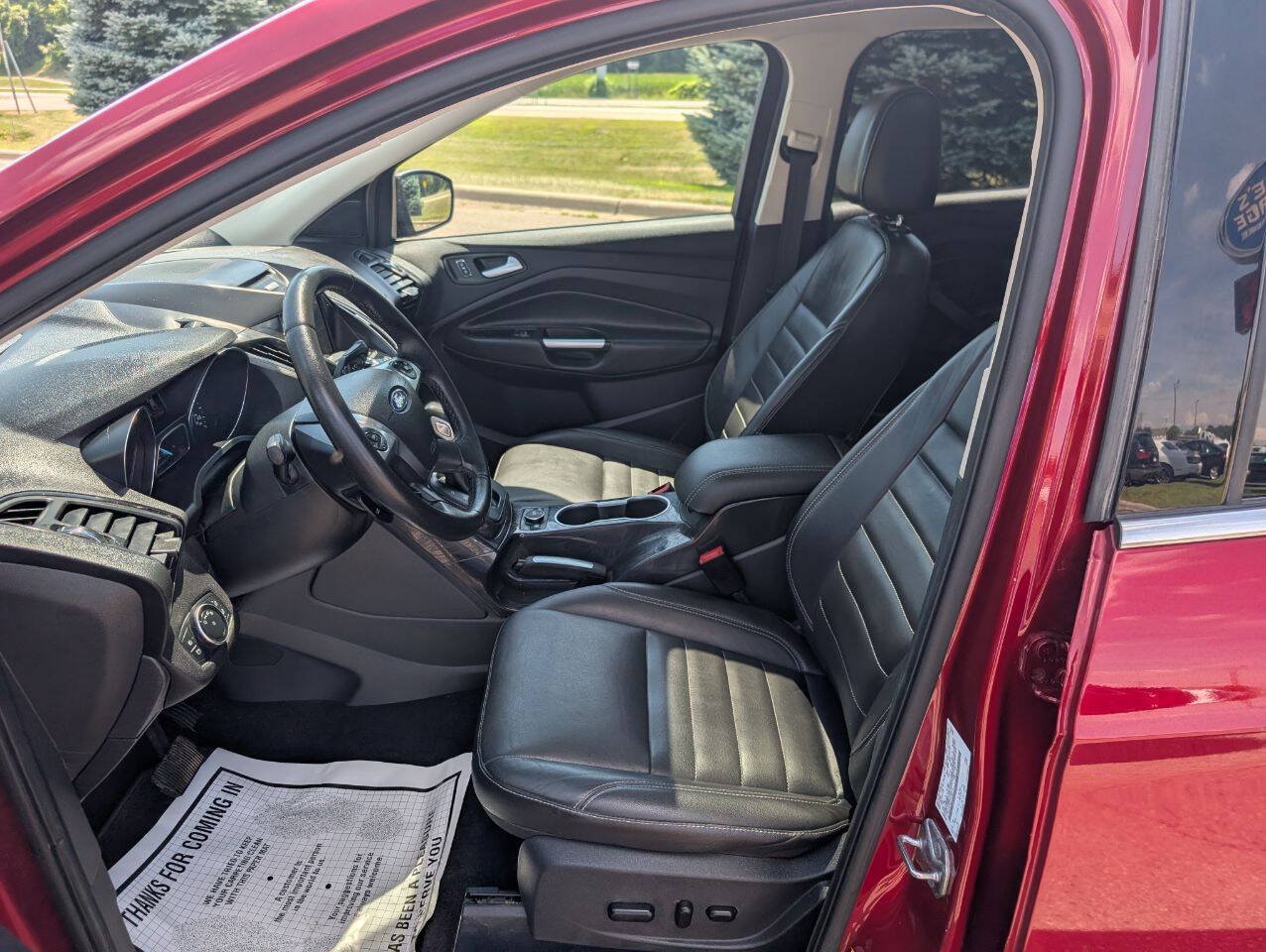 Used 2016 Ford Escape Titanium w/ Equipment Group 301A AWD/4WD image 15