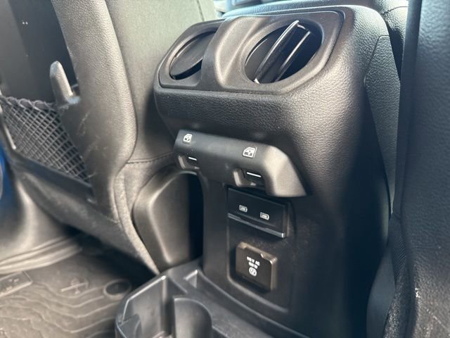 Used 2024 Jeep Wrangler Unlimited Rubicon 4xe w/ Technology Group AWD/4WD image 17