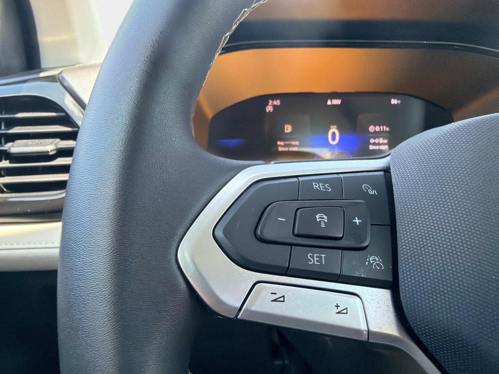 Used 2025 Volkswagen Taos S image 28