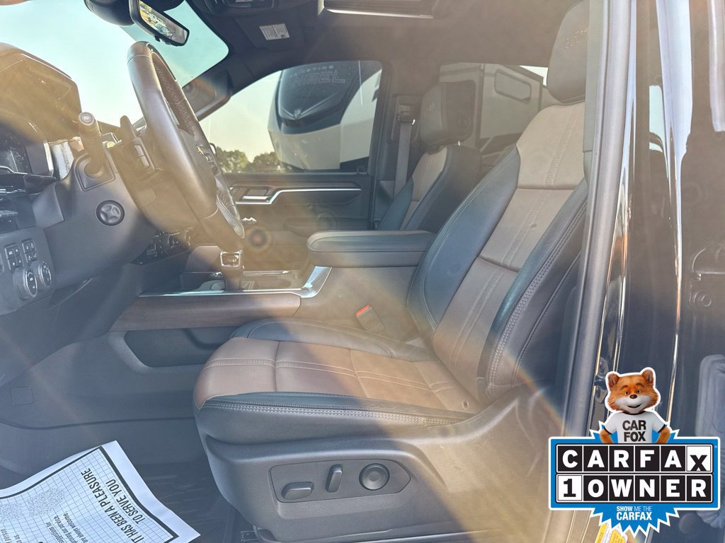 Used 2025 Chevrolet Silverado 1500 High Country AWD/4WD image 8
