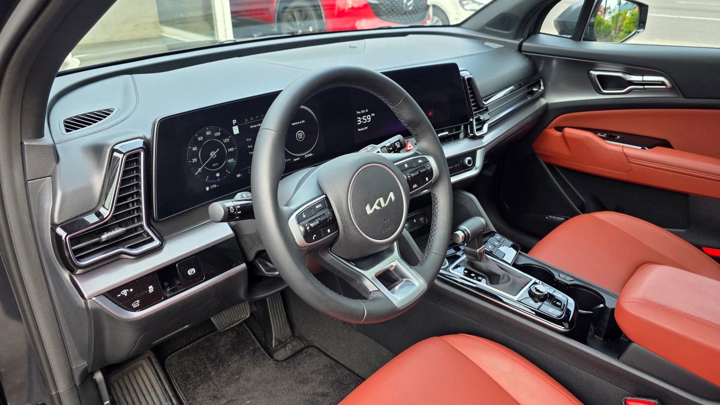 Used 2023 Kia Sportage SX image 9
