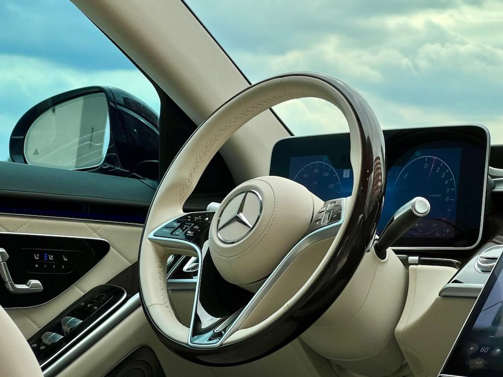 Certified 2024 Mercedes-Benz S 580e 4MATIC Sedan image 17