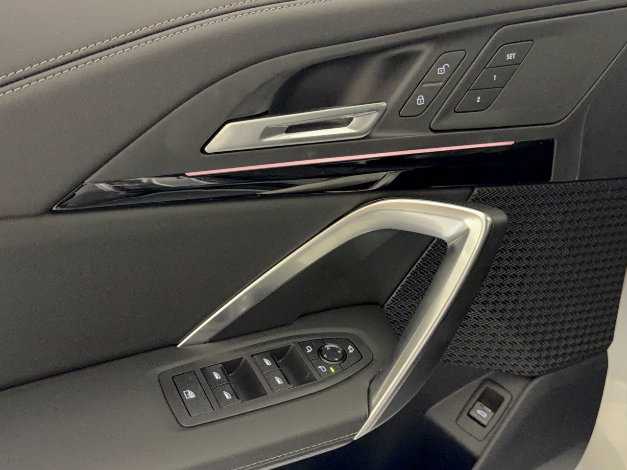 New 2027 BMW X1 xDrive28i AWD/4WD image 15