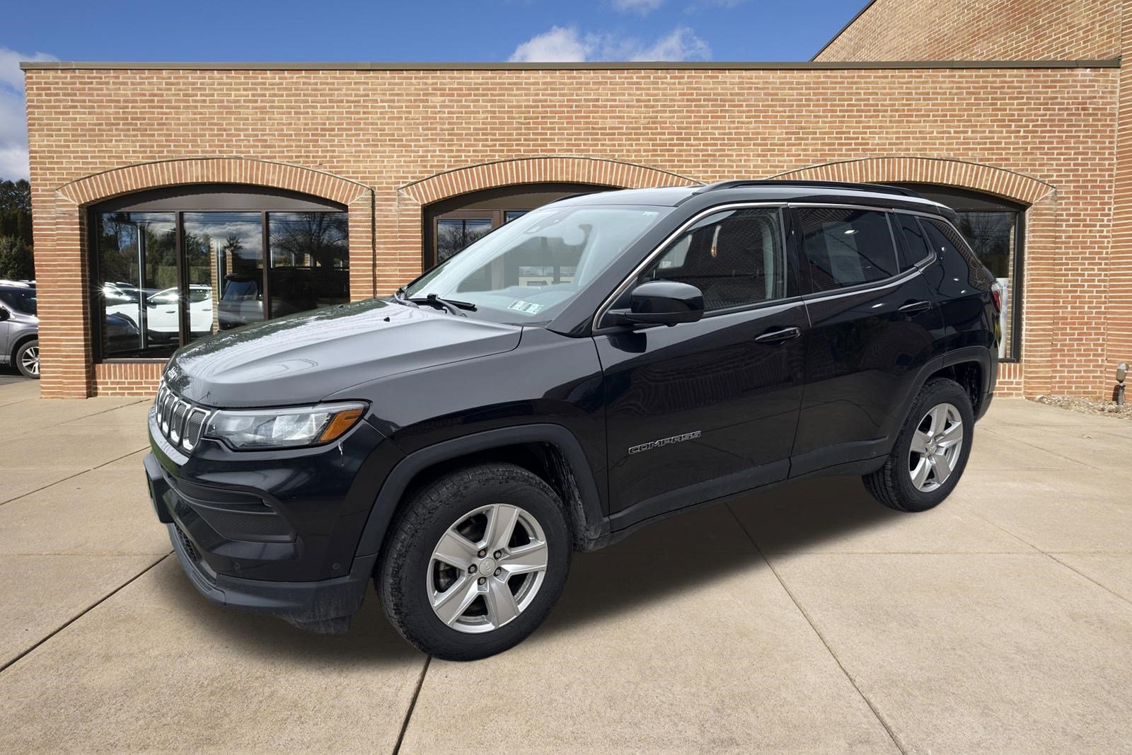 Used 2022 Jeep Compass Latitude w/ Convenience Group AWD/4WD image 14