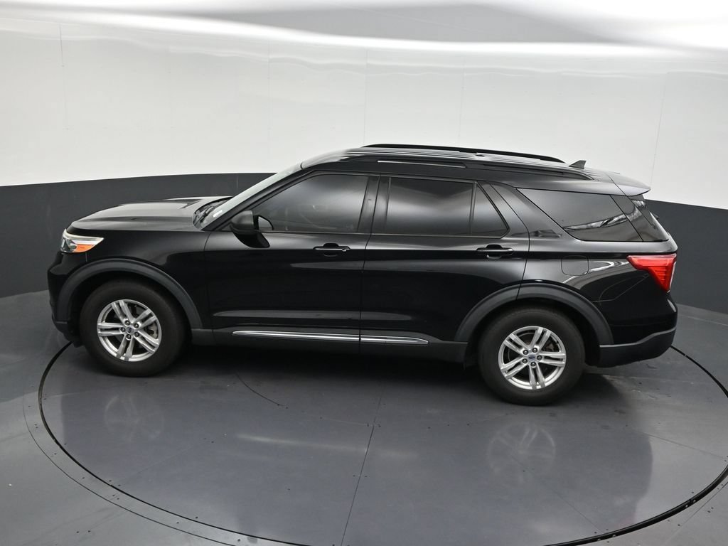 Used 2021 Ford Explorer XLT w/ Equipment Group 202A RWD image 15