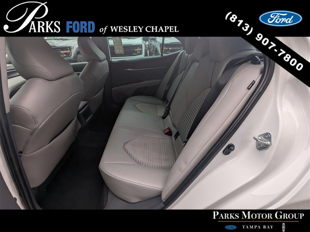 Used 2022 Toyota Camry SE image 15