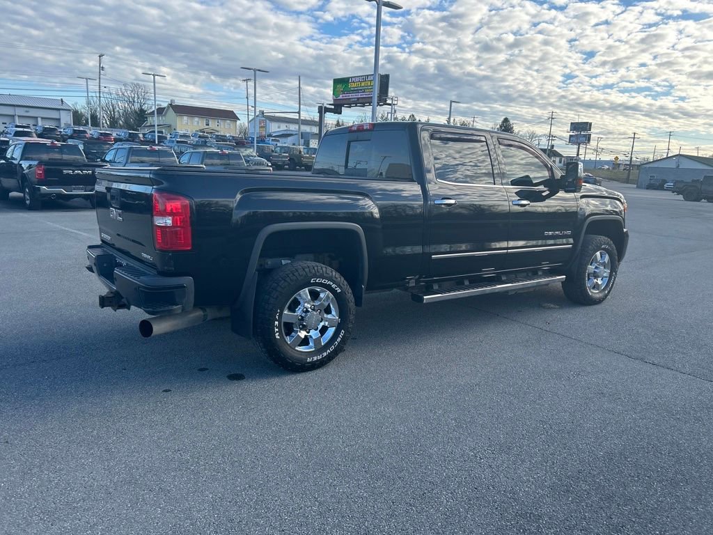 Used 2019 GMC Sierra 3500 Denali w/ Duramax Plus Package image 7