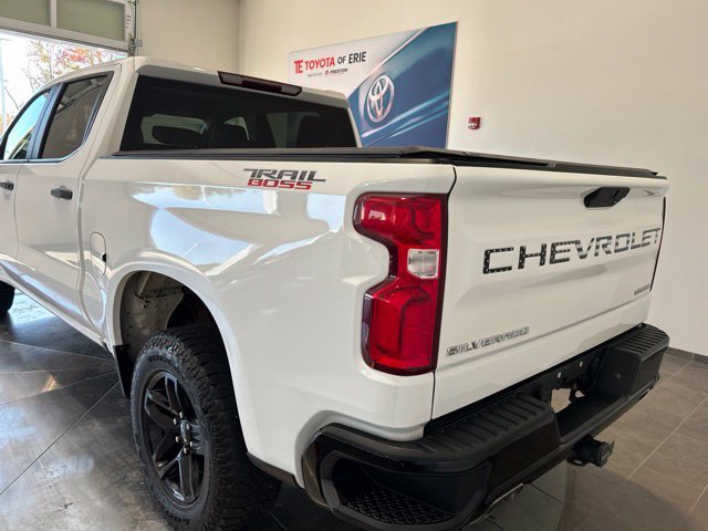 Used 2019 Chevrolet Silverado 1500 Custom Trail Boss w/ Custom Convenience Package AWD/4WD image 5