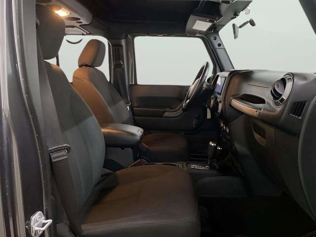 Used 2017 Jeep Wrangler Unlimited Sport w/ Connectivity Group image 76